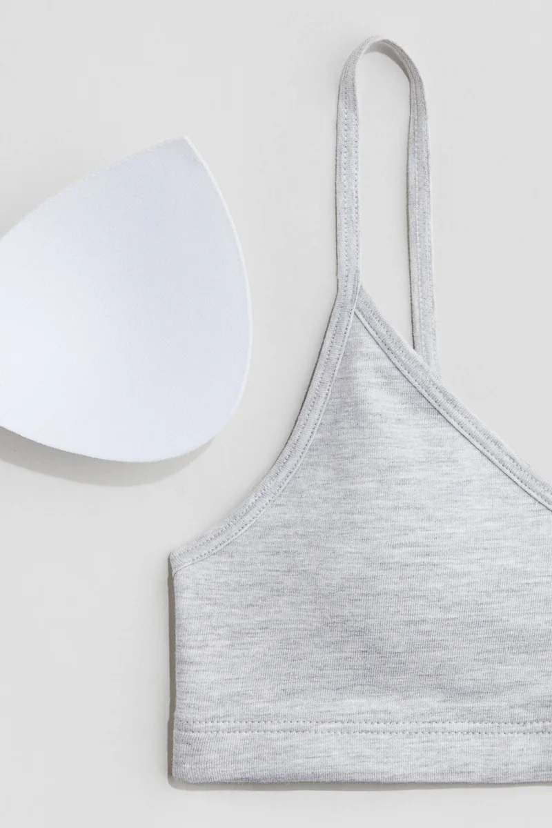 اتش اند ام بلوزة قصيرة مبطنة